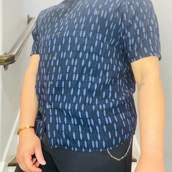 Short sleeve button down - Picture 5 of 5